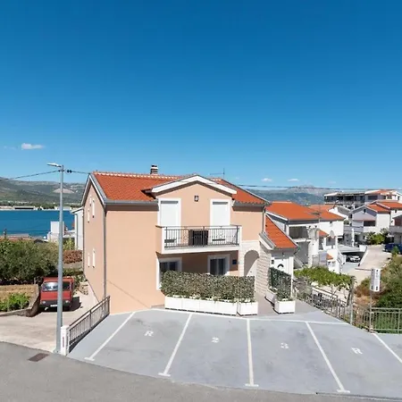 Apartament In Mastrinka With Sea View, Terrace, Air Conditioning, Wifi 5159-3 *